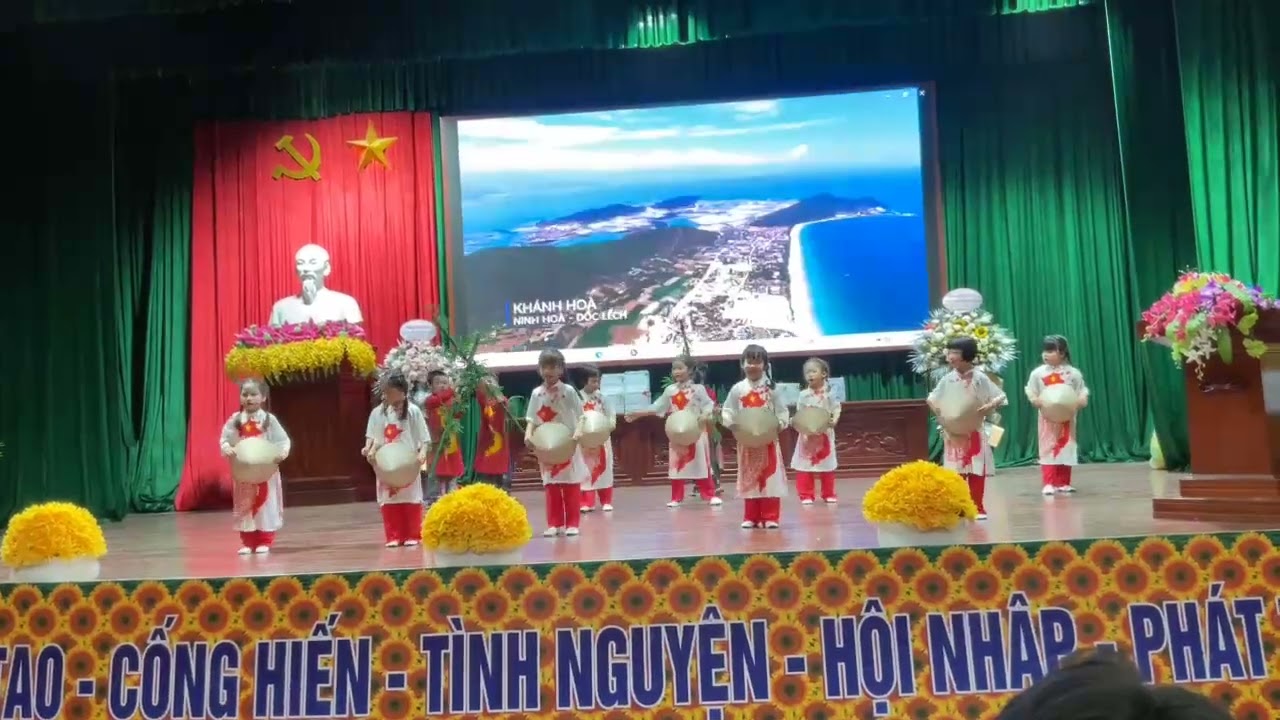 Bài múa: 