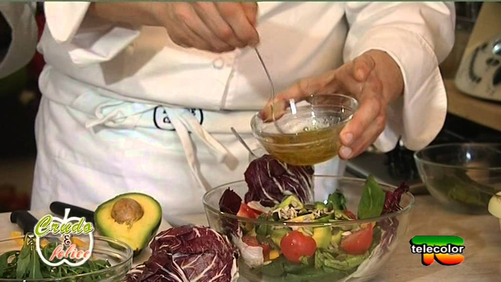 Crudo e felice: insalata, spaghetti di carote e zucchine con sugo - puntata 3