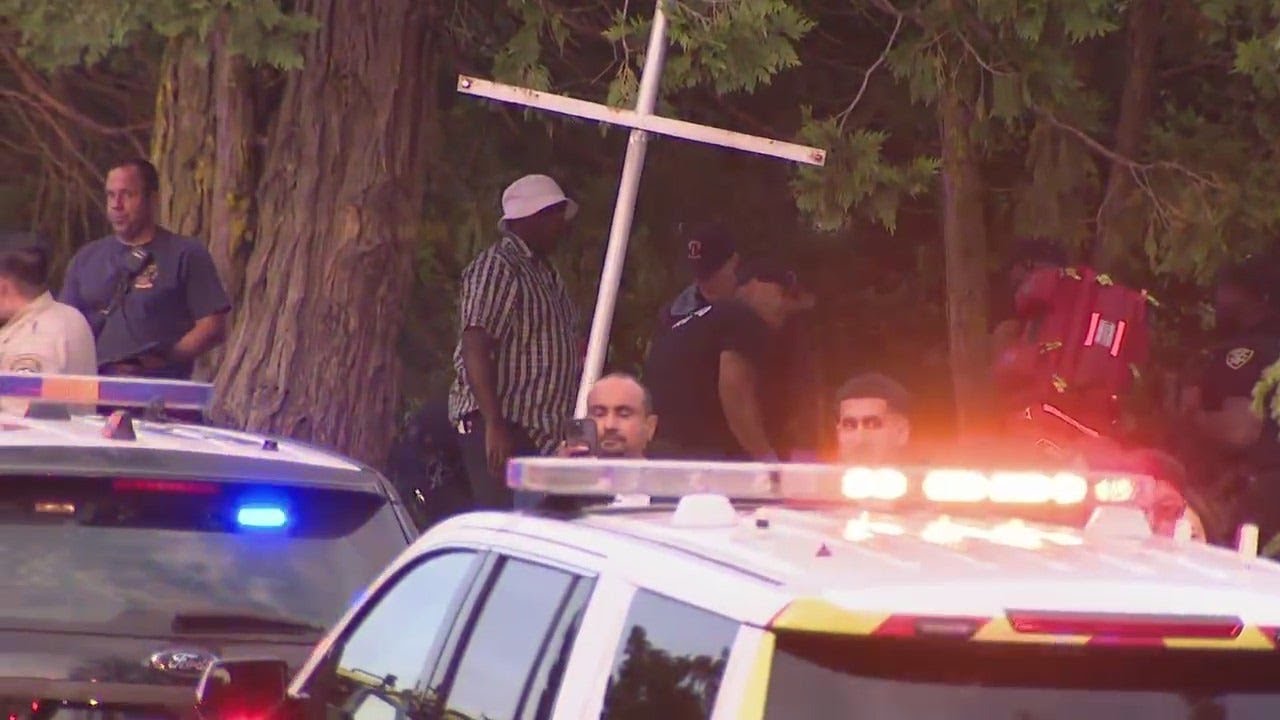 LIVE: Reports of shooting at Skyline High School graduation in Oakland