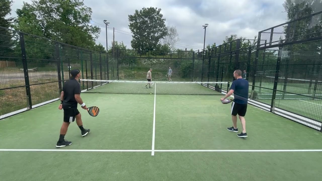 Beginner Level 2.50+ | Padel Match | Highlights + Commentary | 200 Square Meters