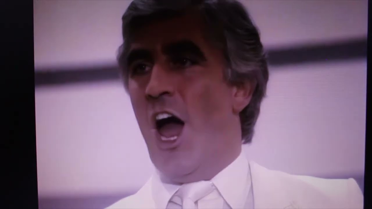 Op volle toeren vanuit de Meenthe in Steenwijk met Chiel Montagne uit het jaar 1984 Doe maar