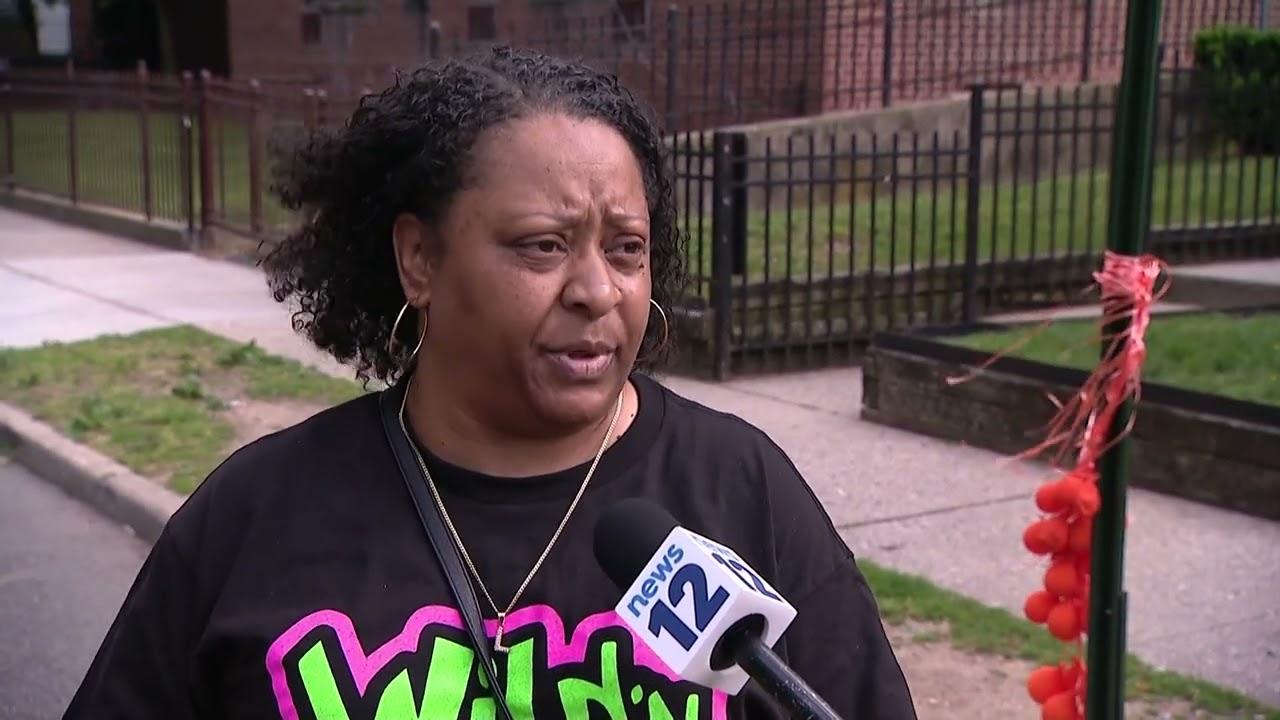 Hempstead community demands justice in wake of fatal shooting of teen