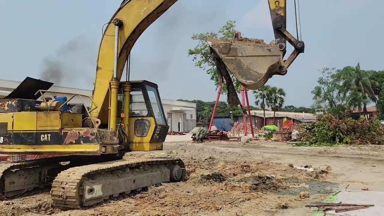 নতুন গাড়ি বিক্রি করা হবে যোগাযোগ করবেন #automobile #xcavator #excavator 