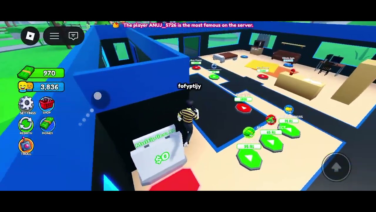 I made youtuber in roblox part 1
