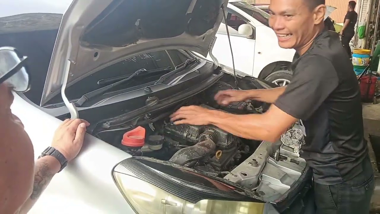 SERVICE KERETA PAGI INI/TUKAR MINYAK HITAM DAN MINYAK GEARBOX 