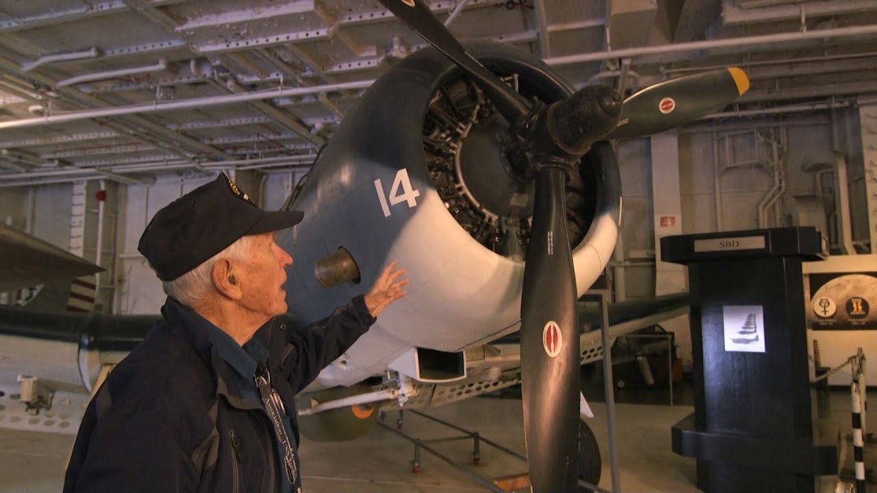 YKTV:  WWII Pilot Explains Douglas SBD Dauntless Dive Brakes