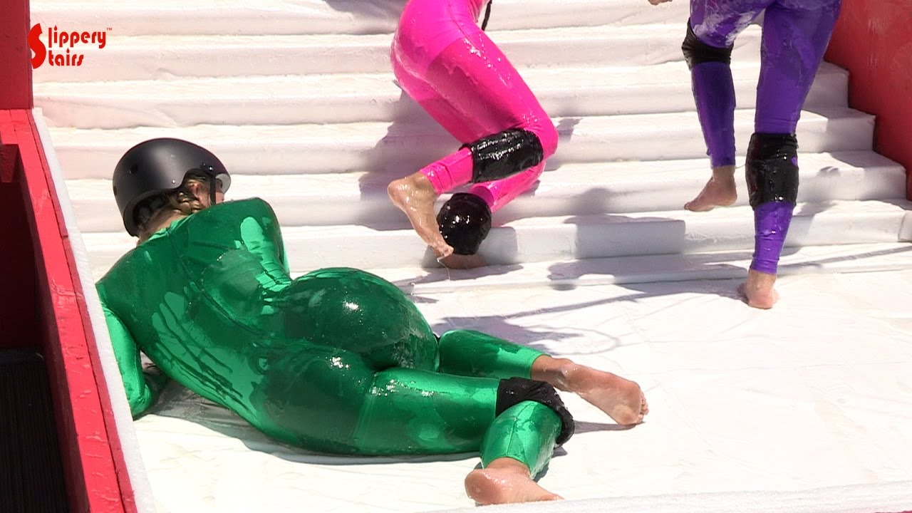Girls Show Us How To Get Down  "The Stairs!"