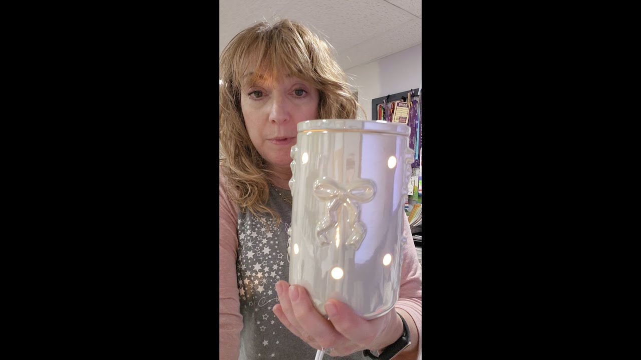 January 2026 warmer and scent of the month