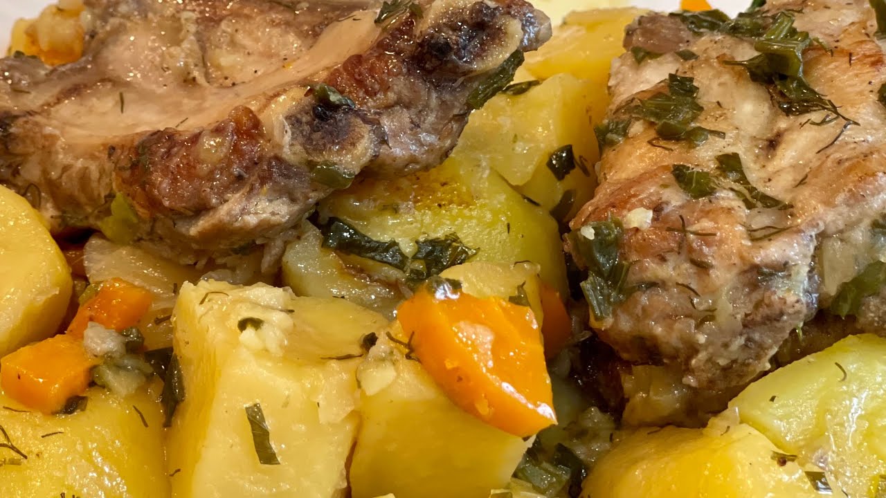 Ребрышки тушеные с картошкой