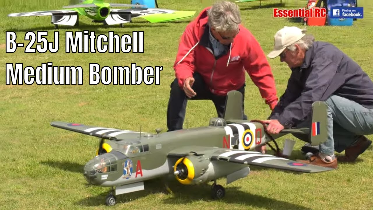 FANTASTIC !!! North American B-25J Mitchell MEDIUM BOMBER (Top Flite RC flown by Bob Hart)