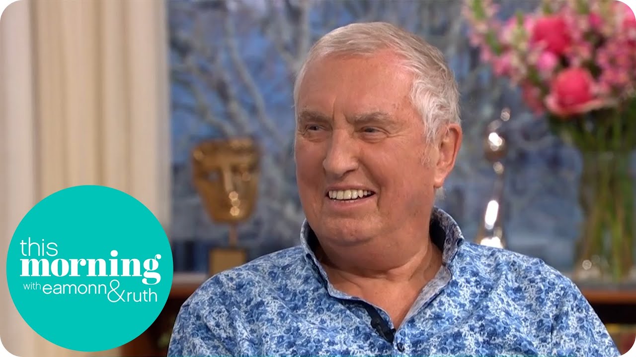 Legendary DJ Johnnie Walker Reminisces About Pirate Radio | This Morning