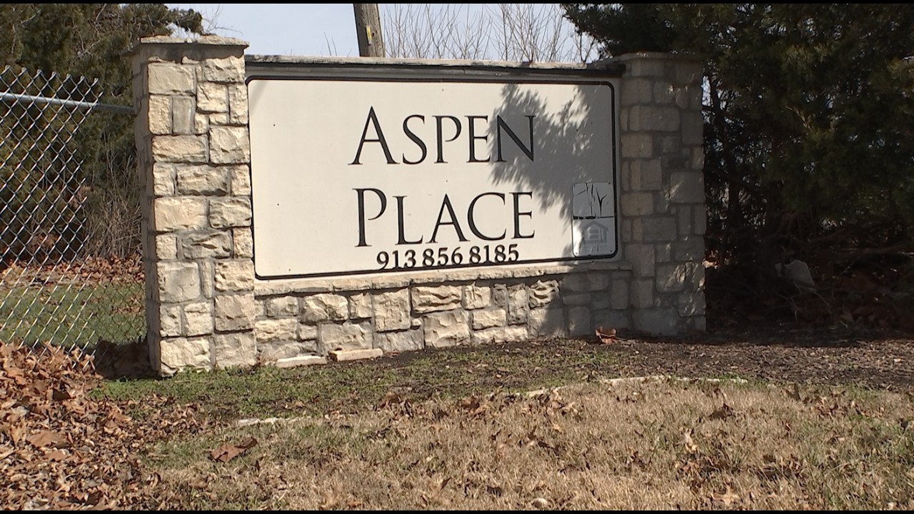 Признание здания Aspen Place непригодным для проживания вызвало движение за расширение защиты пра...