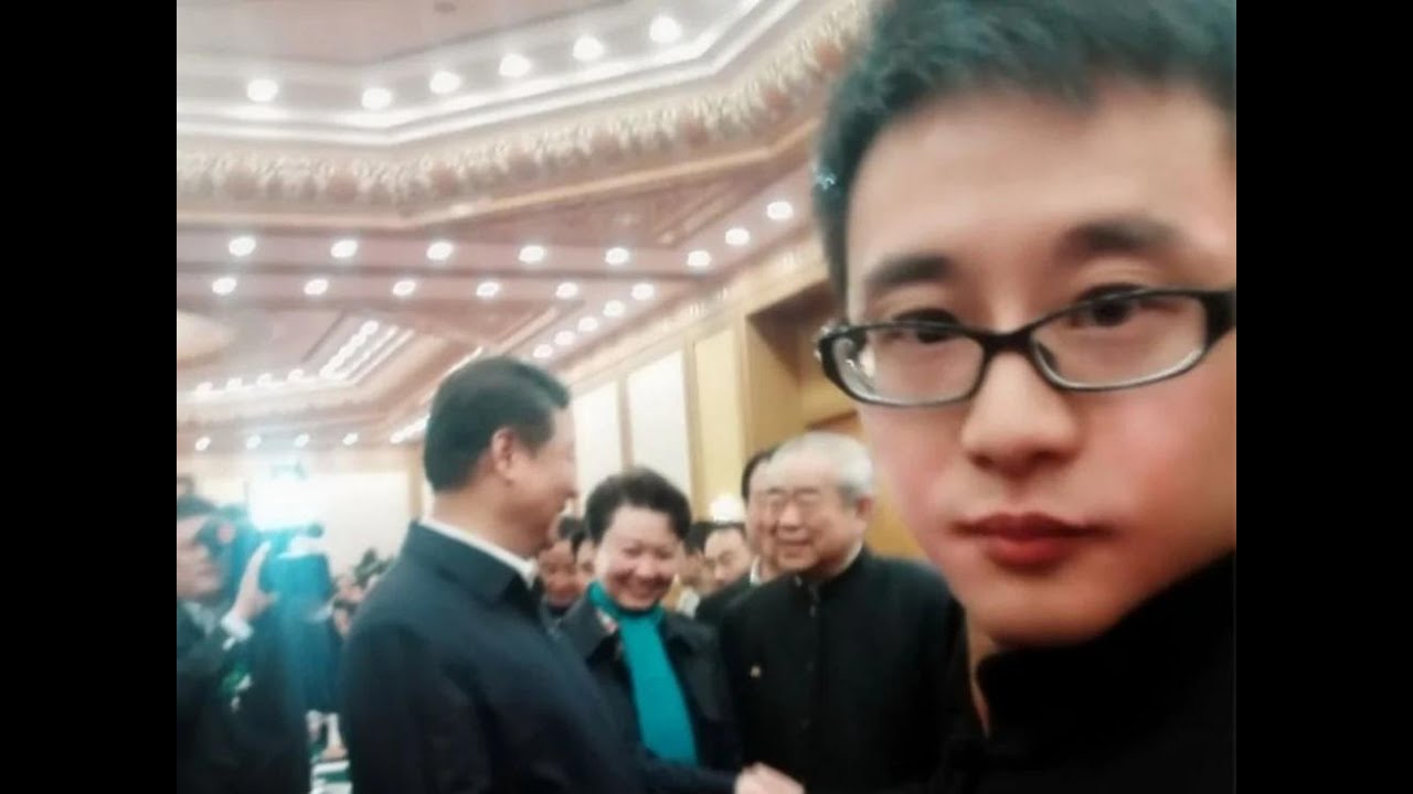 &ldquo;自干五&rdquo;典型代表的网络写手周小平周带鱼《那些整天盼着俄罗斯输的人，可能是脑子坏掉了！》； 网友&ldquo;我看是你脑子坏掉了。&rdquo;