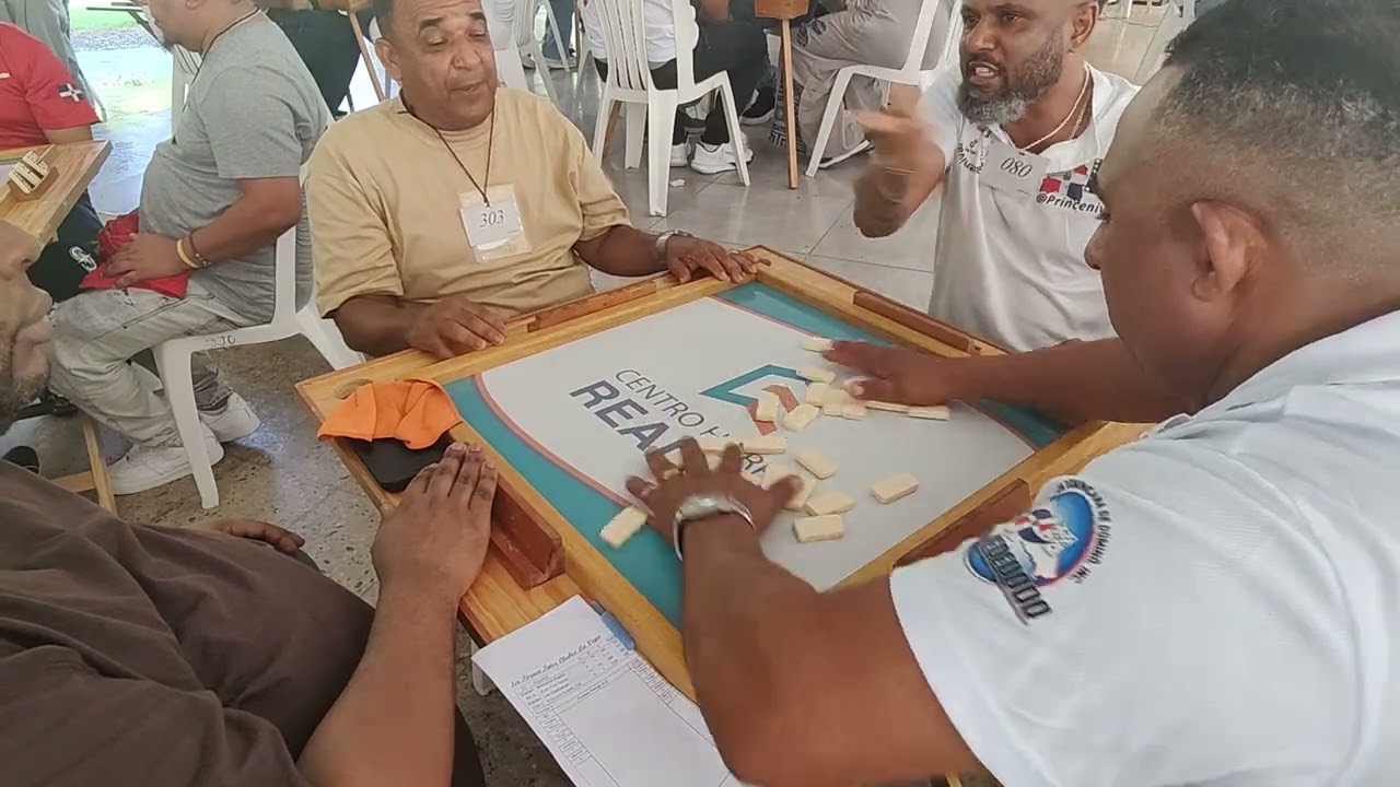 Domino torneo la Vega 1