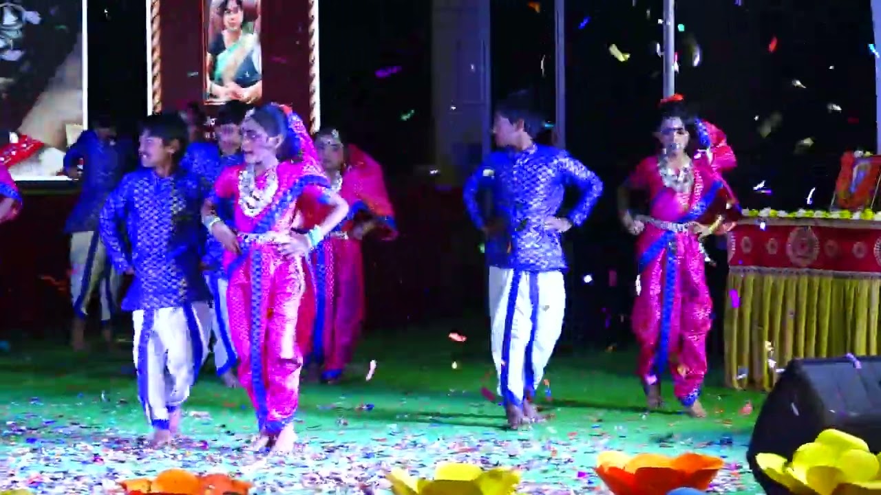 🔥 Marathi Beats - Grade 3 lights up the stage with Zingaat vibes! 🎉