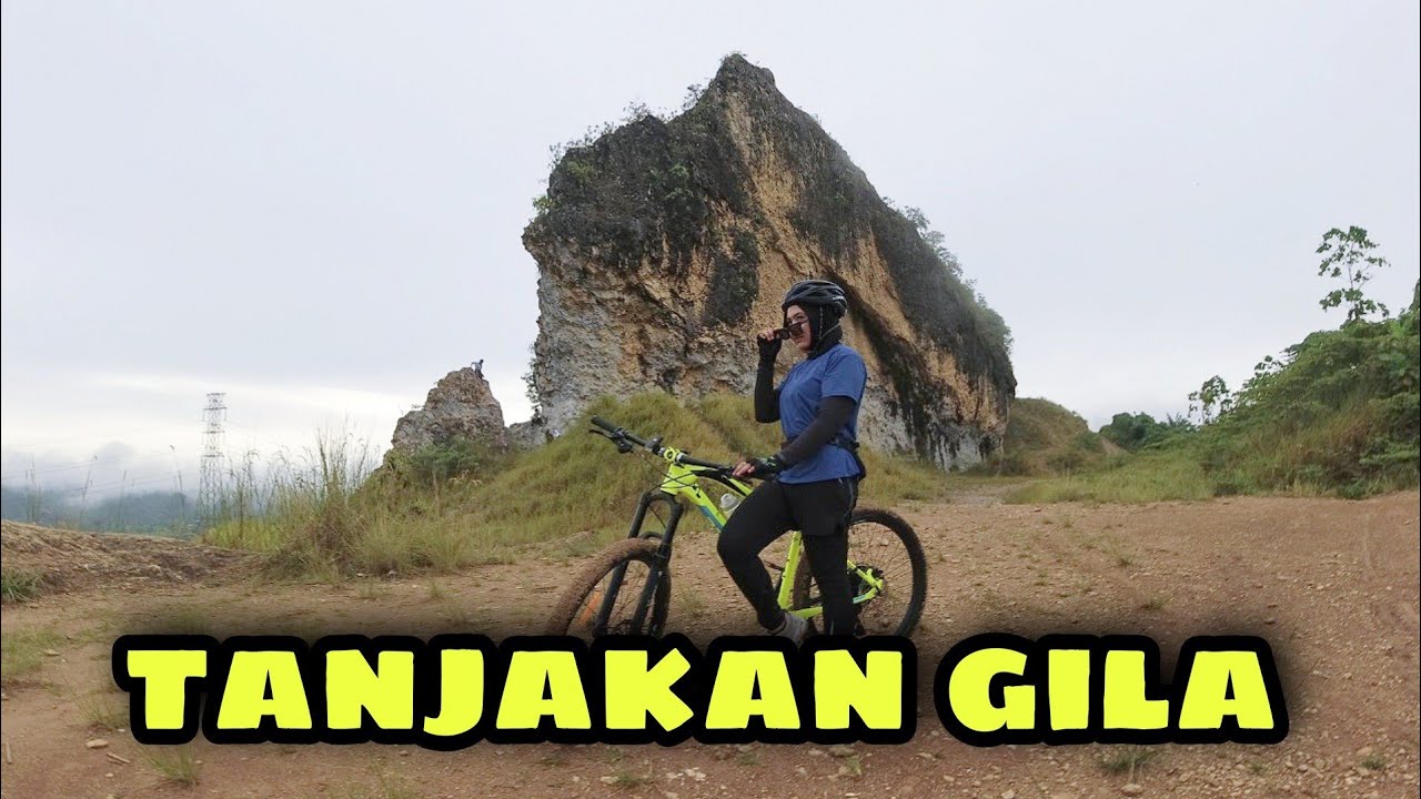 BELUM BISA MOVE ON GOWES KE GUNUNG BATU PUTIH SAMARINDA