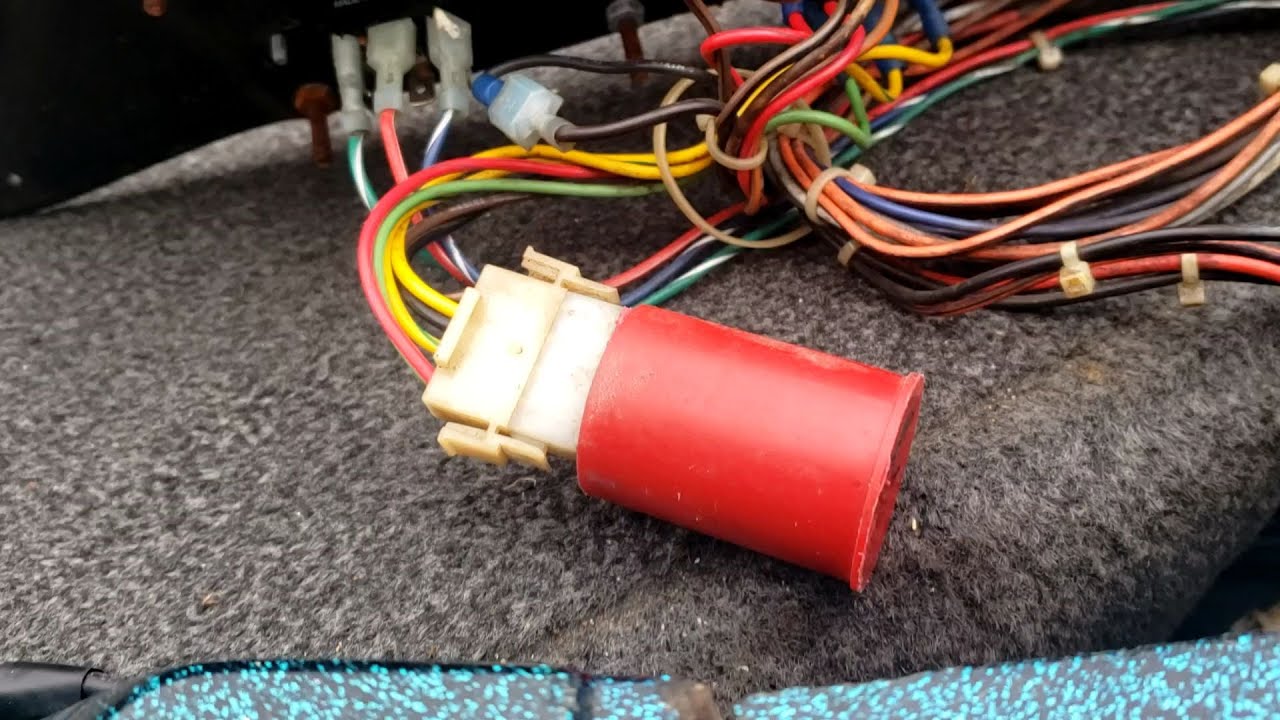 Boat livewell timer repair. Livewell pump