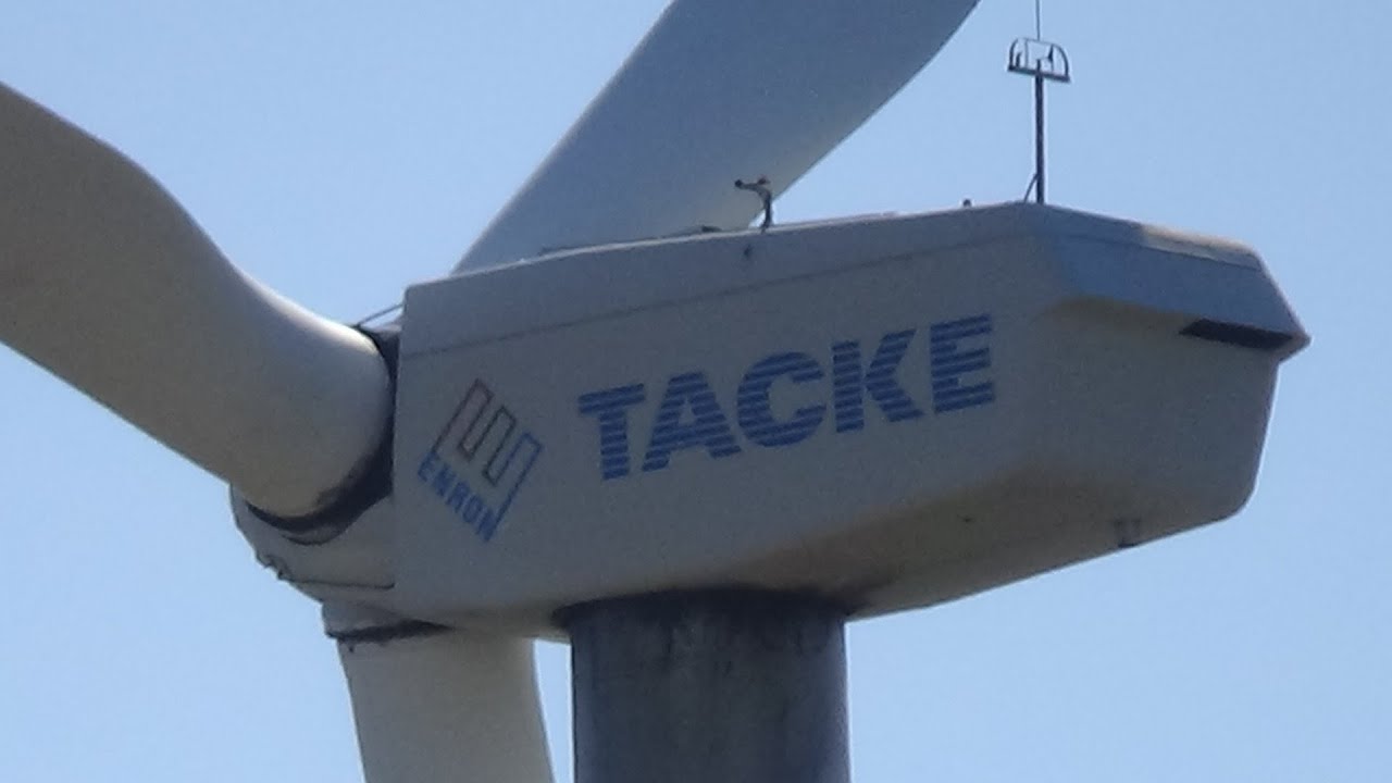 Wiatrak TACKE w miejscowości Ligota Toszecka