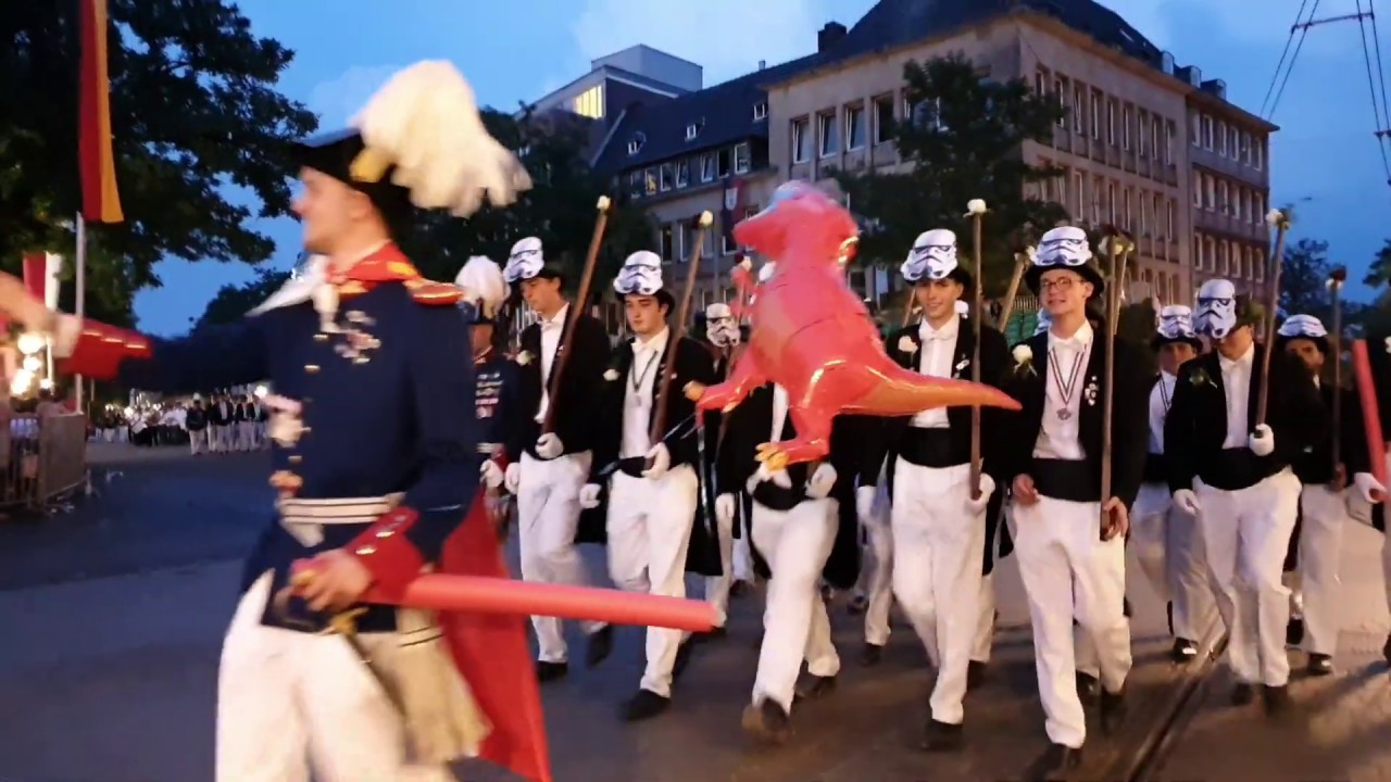 Neußer Schützenfest 2019 - Wackelzug mit dem neuen Schützenkönig Kurt Koenemann vom 27. August 2019