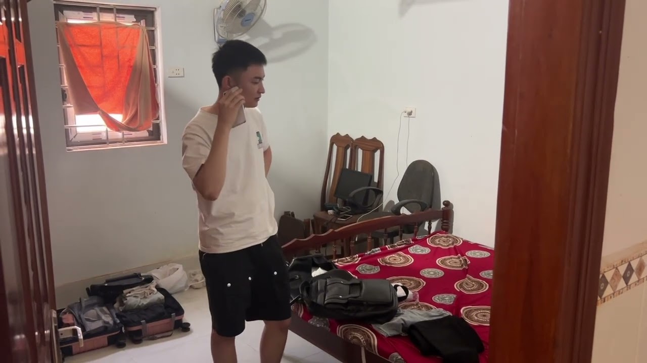Căng Huy đã bỏ đi Bố sang tận nhà Nguyệt tìm gọi điện 