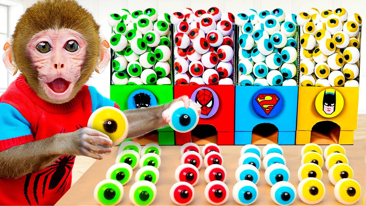 Baby Monkey LaLa Plays with a Funny Eyeball Candy Machine | Lala Monkey’s Day