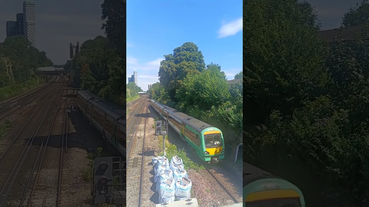 Trains at South Croydon 9/7/25