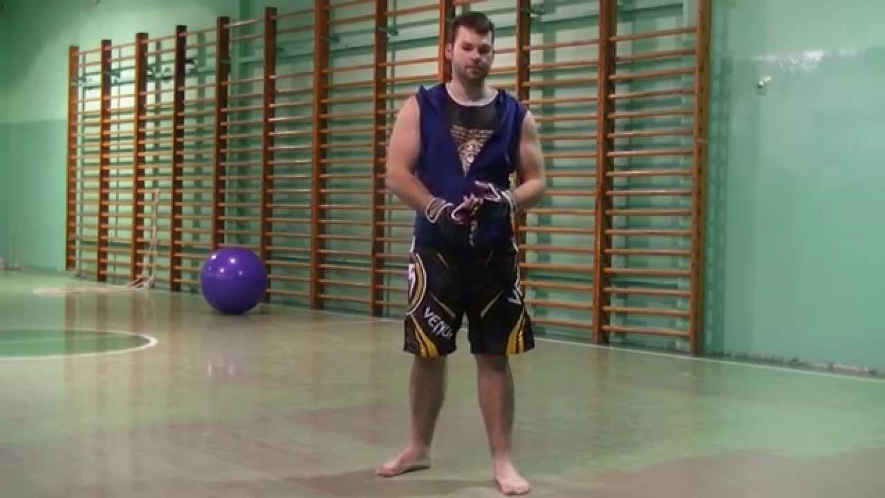 PODSTAWY WALKI: pozycja, poruszanie, garda, cios prosty, front kick
