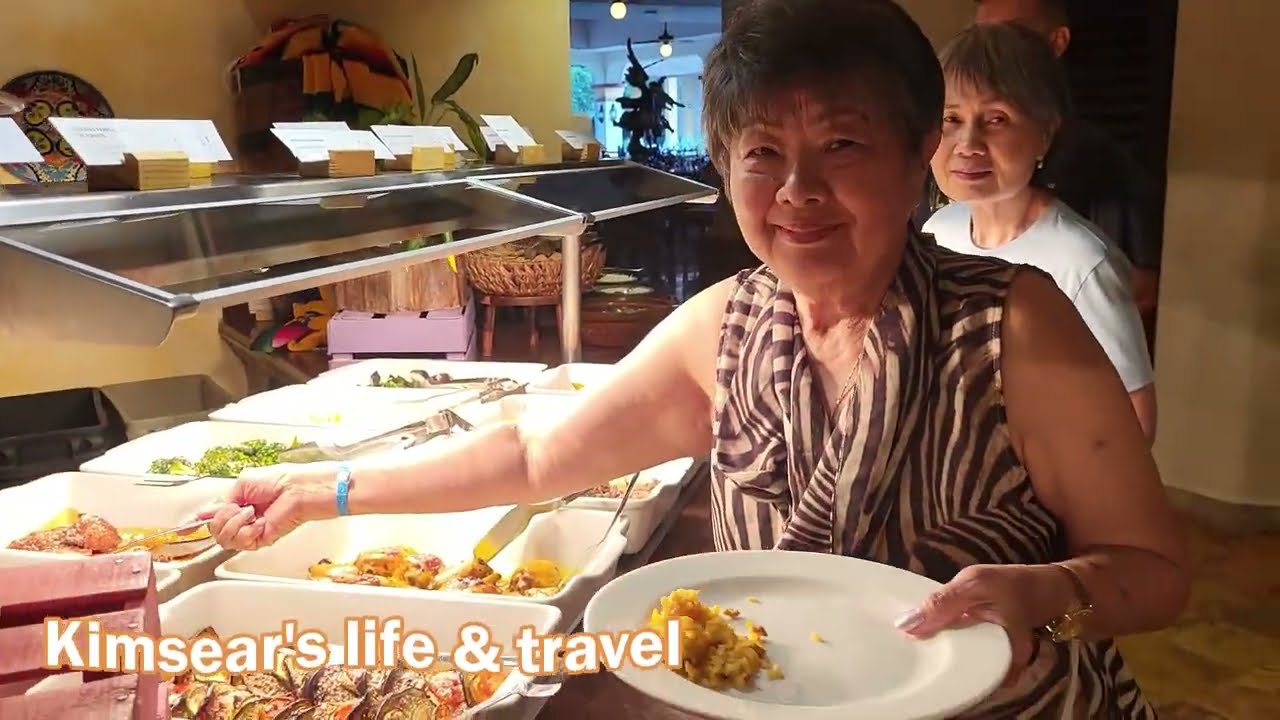 Iberostar wave paraiso beach resort &spa Mexico first day buffet restaurant review.
