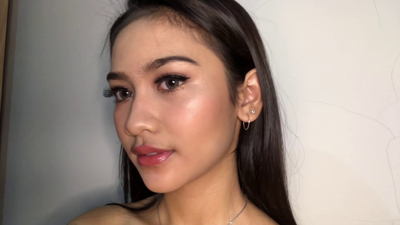 Glowing Makeup