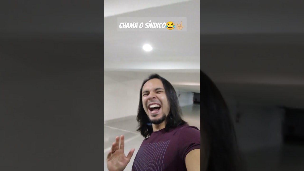 Chama o s&iacute;ndico!!! Phil Lima testando o Reverb #cantanagaragem #metalmusic #singer #reverb #garage