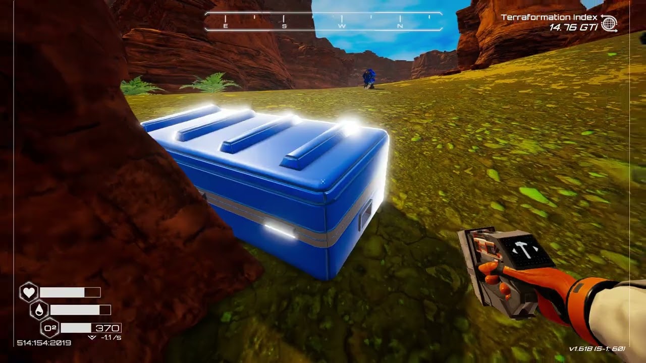 Planet Crafter Gathering things