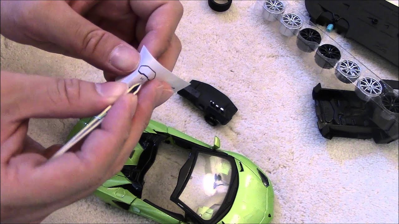 review: Maisto Lamborghini Aventador LP 700-4 Roadster 1/24 green