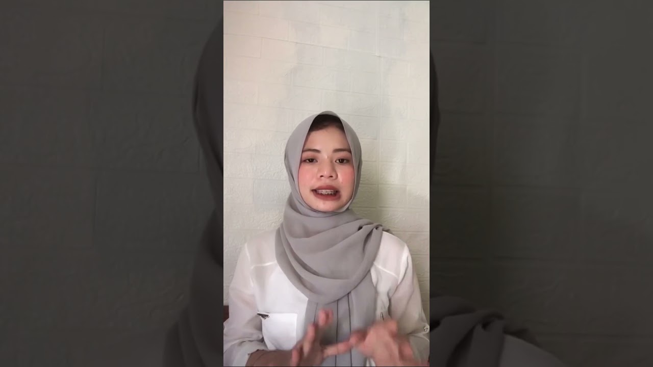Wulan Nur Azhar (16220000024)