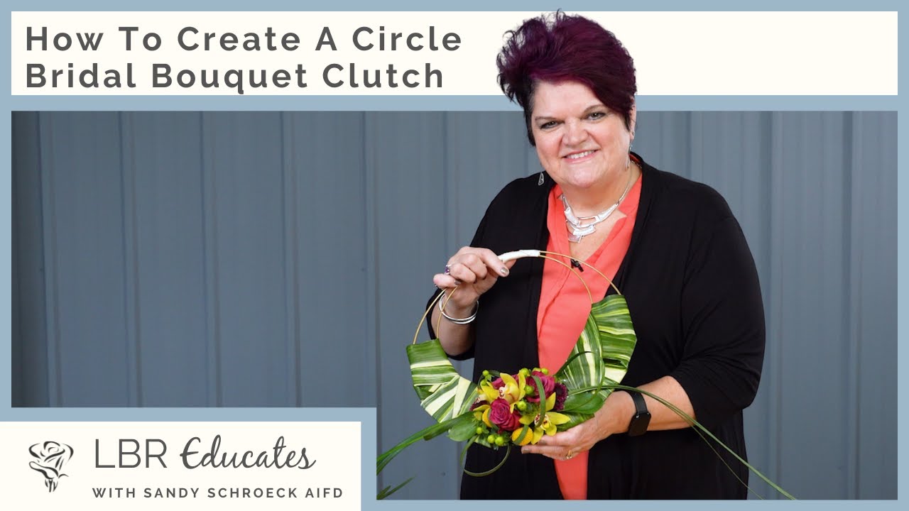 How To Create A Circle Bridal Bouquet Clutch