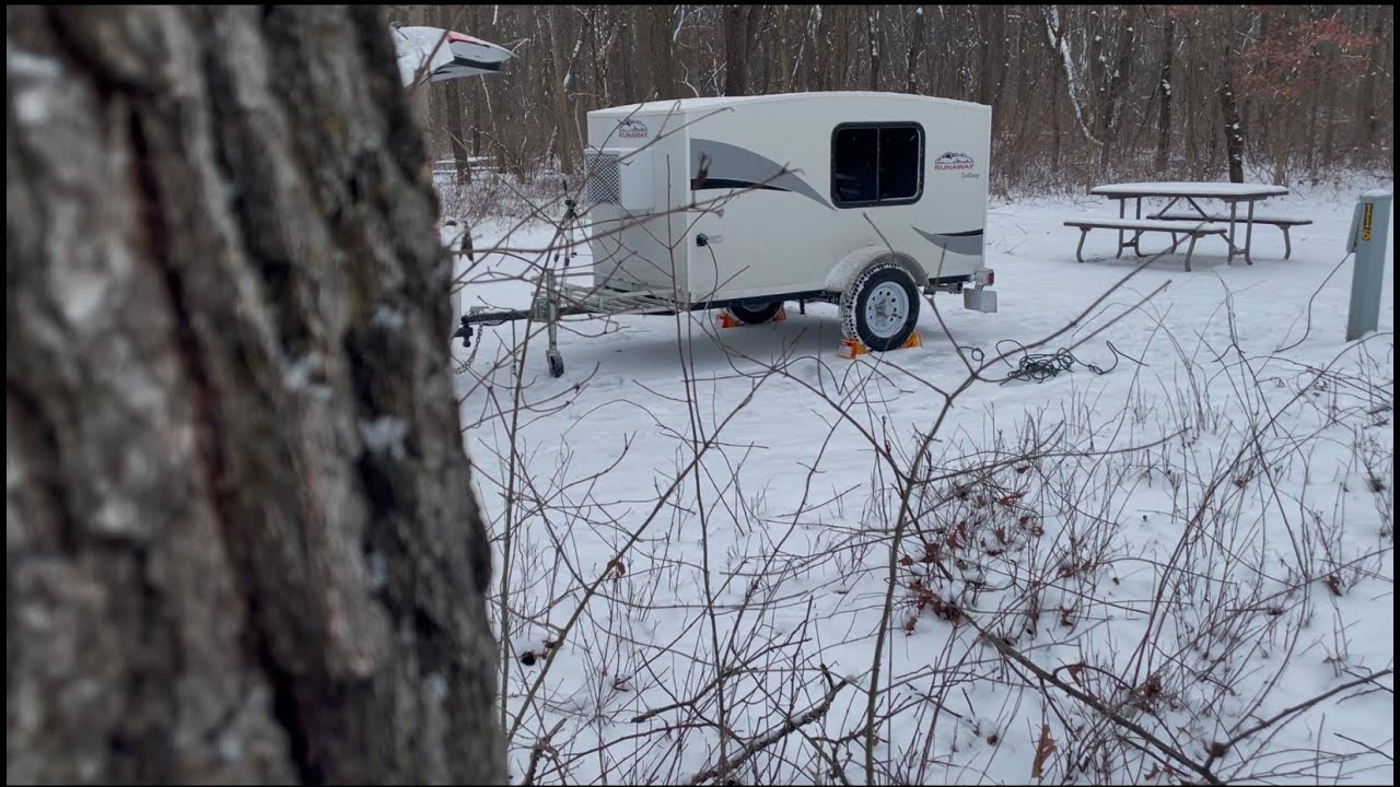 Runaway CoolCamp: Первое снежное приключение!