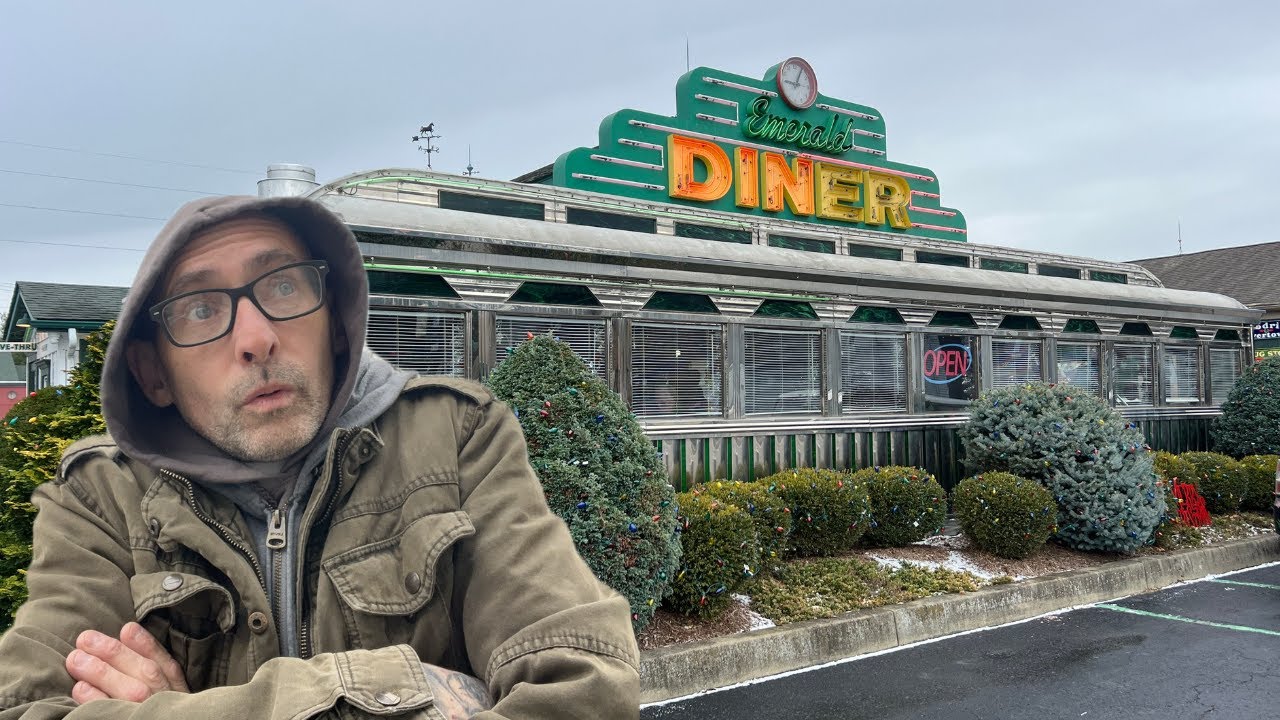 The Emerald Diner Roadside Attraction ~ Rhonda's Emerald Diner~ Hubbard, Ohio