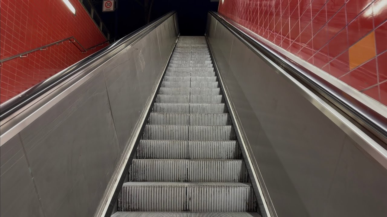 3x KONE Eco3000 E3X escalator ride at Dortmund Hauptbahnhof Fußganger Konigswall