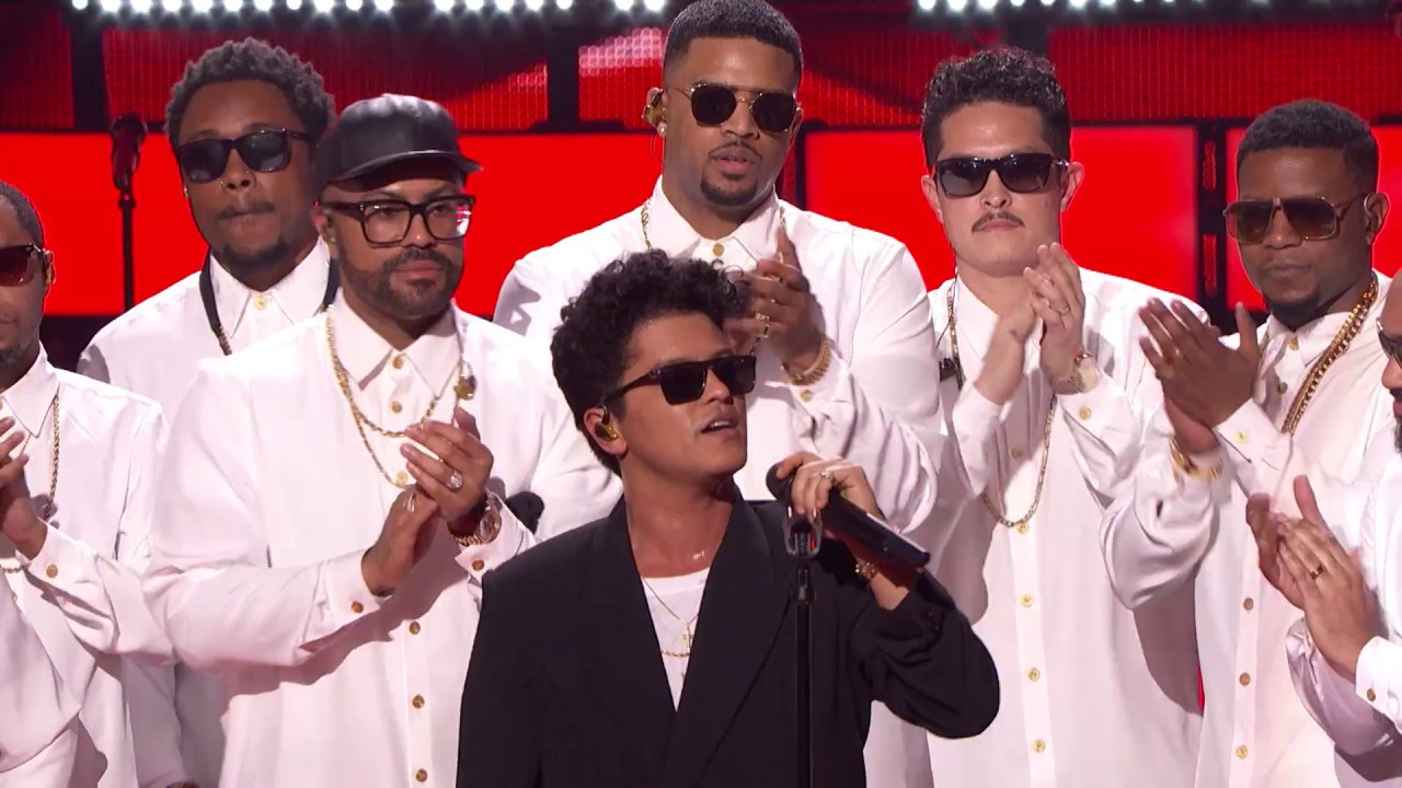 Bruno Mars Acceptance Speech Innovator Award | iHeartRadio Music Awards 2017