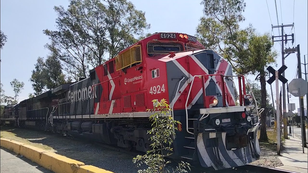 FXE 4924 pasando en la diagonal Puebla pue