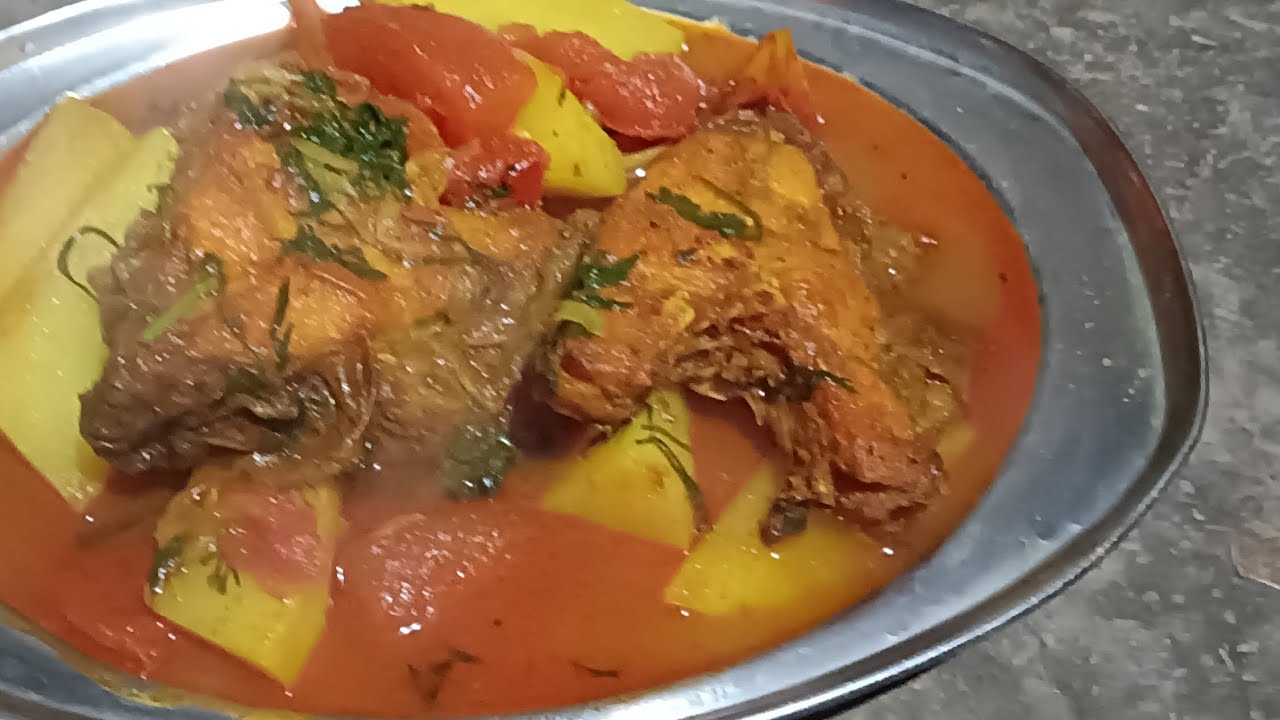 Aloo deya macher jhol aloo deya macher patla jhol fish recipe 