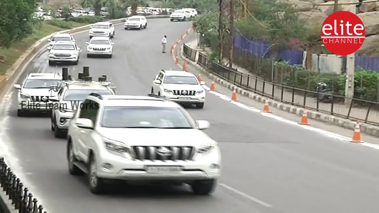 CM KCR Convoy | Telangana CM KCR Convoy at Telangana Bhavan