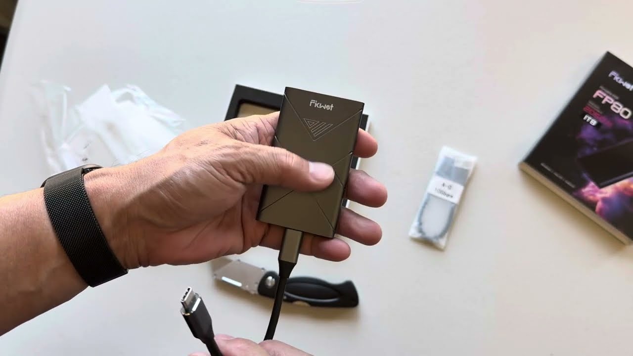 Unboxing of Fikwot 1TB External SSD, Portable SSD, Up to 2000MB/s, USB 3.2 Gen2x2 External SSD