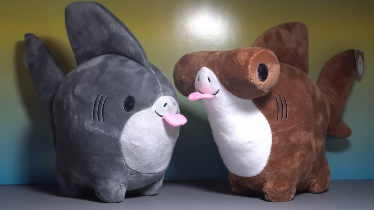 Sharkpup! The Round Friend Kickstarter plush unboxing!