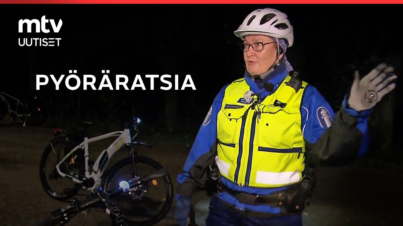 Puuttuvasta pyöränvalosta voi napsahtaa 40 euron sakko I MTV tutustui poliisin pyöräratsiaan 🚨