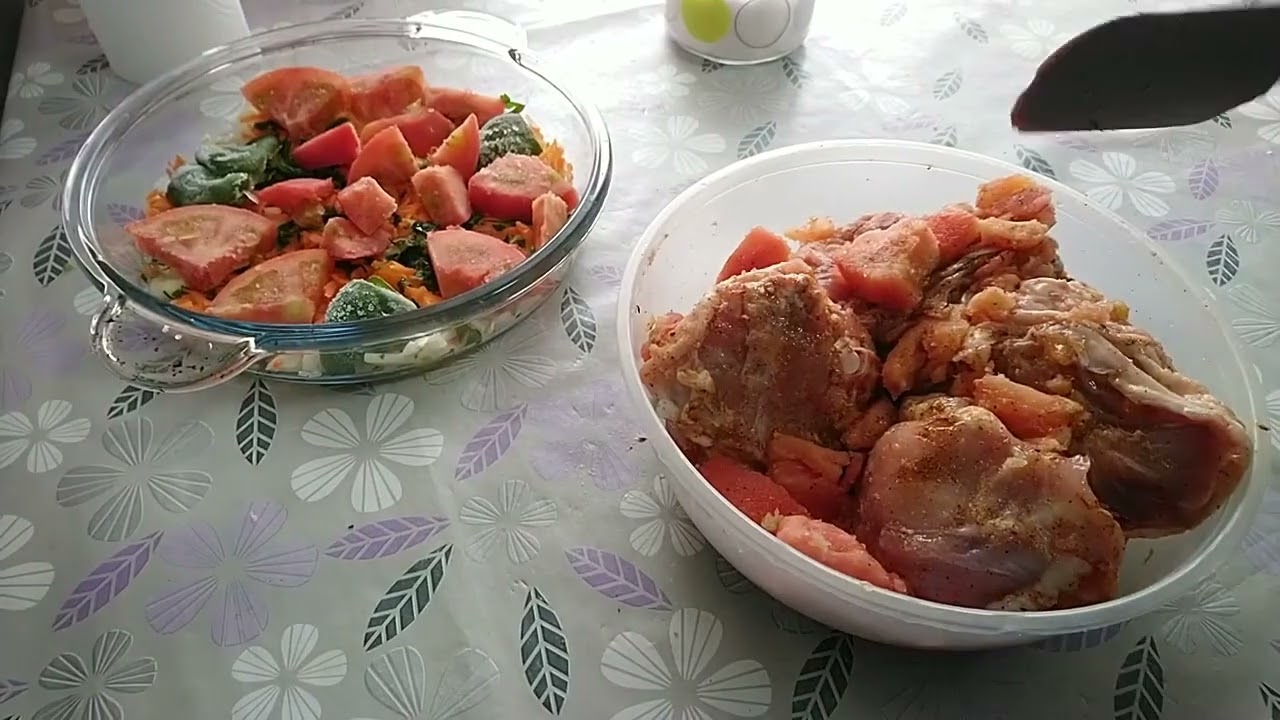 МЯСО С ОВОЩАМИ И ЛЕПЕШКИ НА ОБЕД!