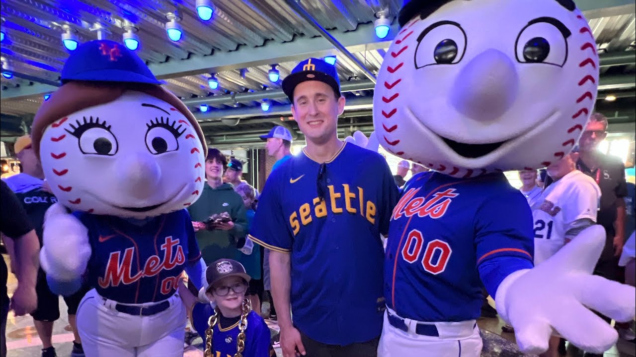 MASCOT MANIA AT THE HOME RUN DERBY 2023! #mlballstargame #TMOBILEPARK #homerunderby