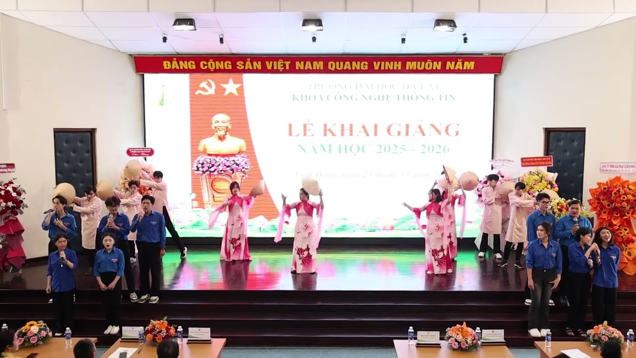 Văn nghệ Lễ Khai giảng Khoa Công nghệ Thông tin - Trường Đại học Đà Lạt năm học 2025-2026 [Phần 3]