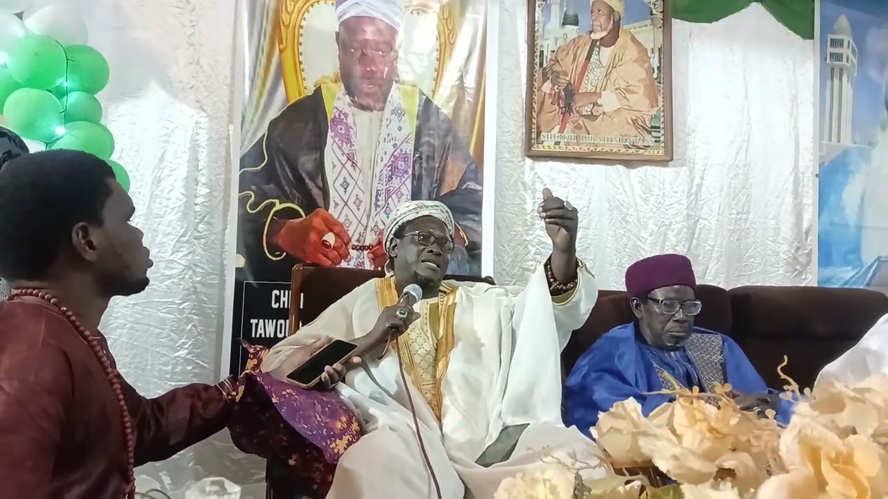  ZIARE DE CHEIKH ABDOUL AZIZ NDIAYE AVEC CHEIKH BARKHAM DIOUF  A TAMBA  ( SUITE )