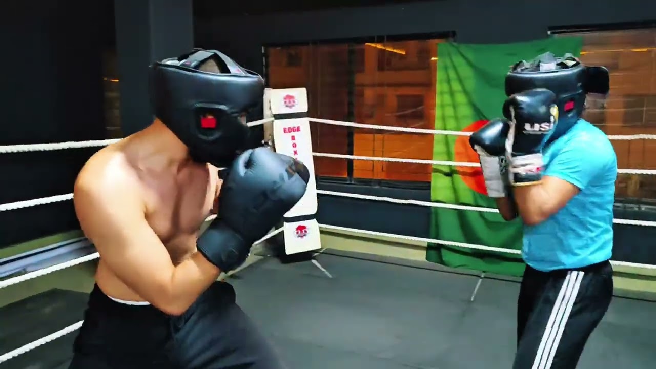 Girl and boy boxing sparring 🥊