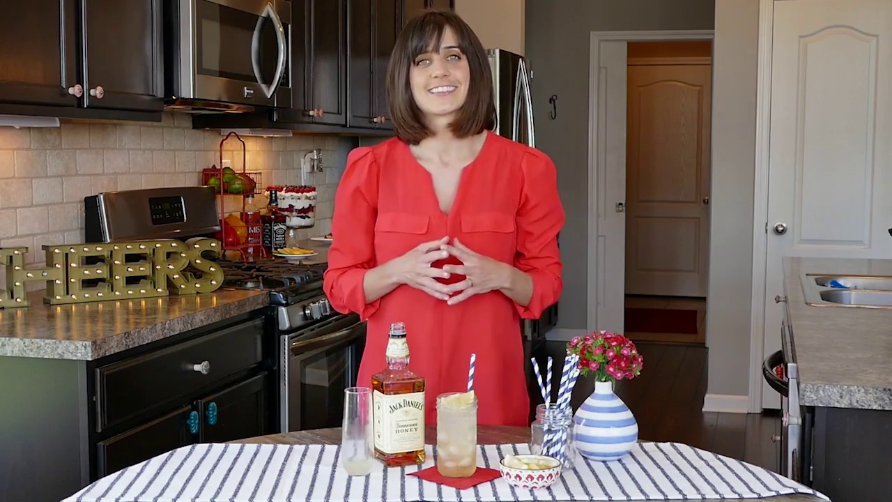 Jack Daniel's Tennessee Honey Lemonade